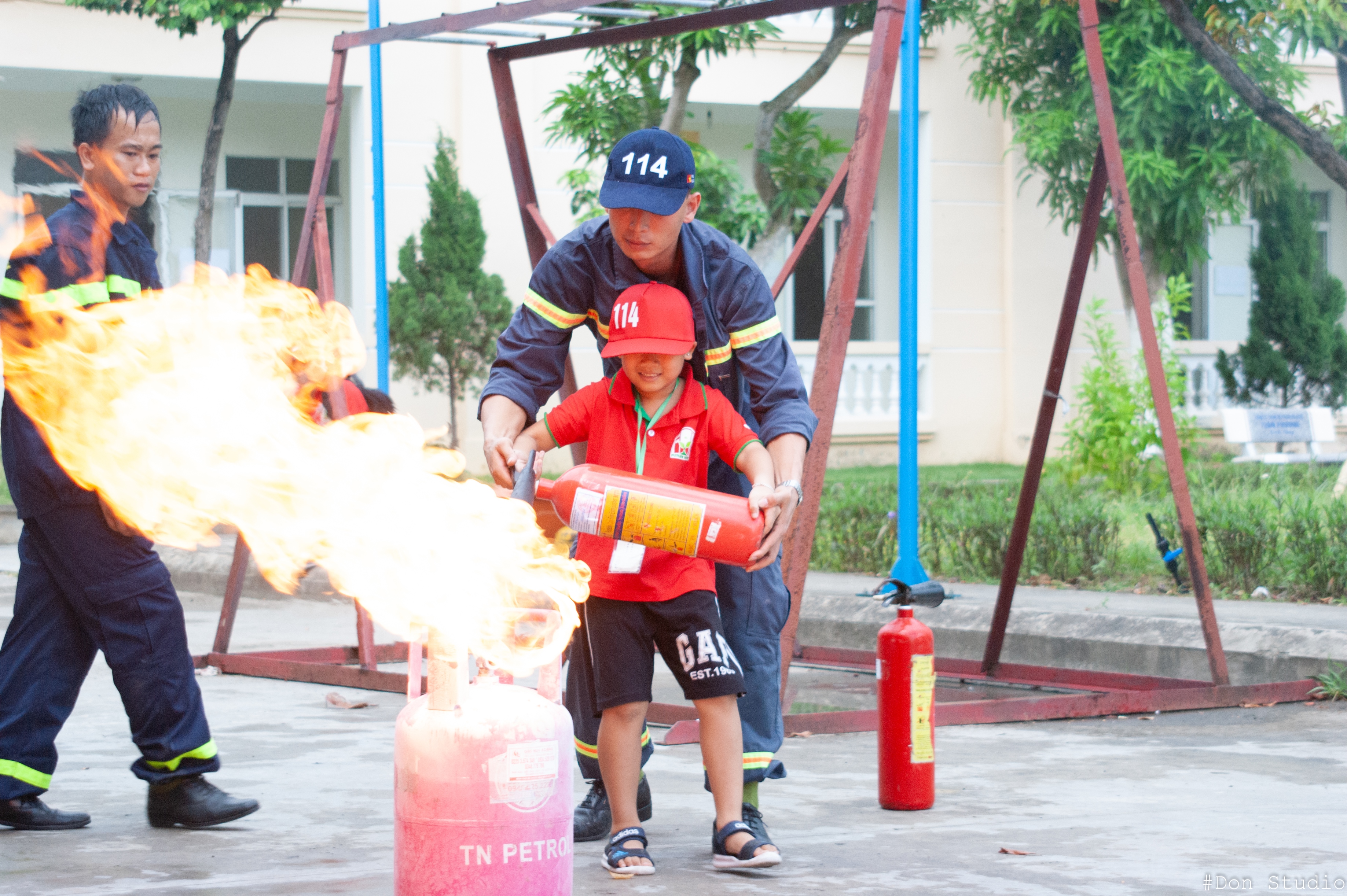 Đưa công tác phòng cháy chữa cháy vào chương trình dạy học ngoại khóa